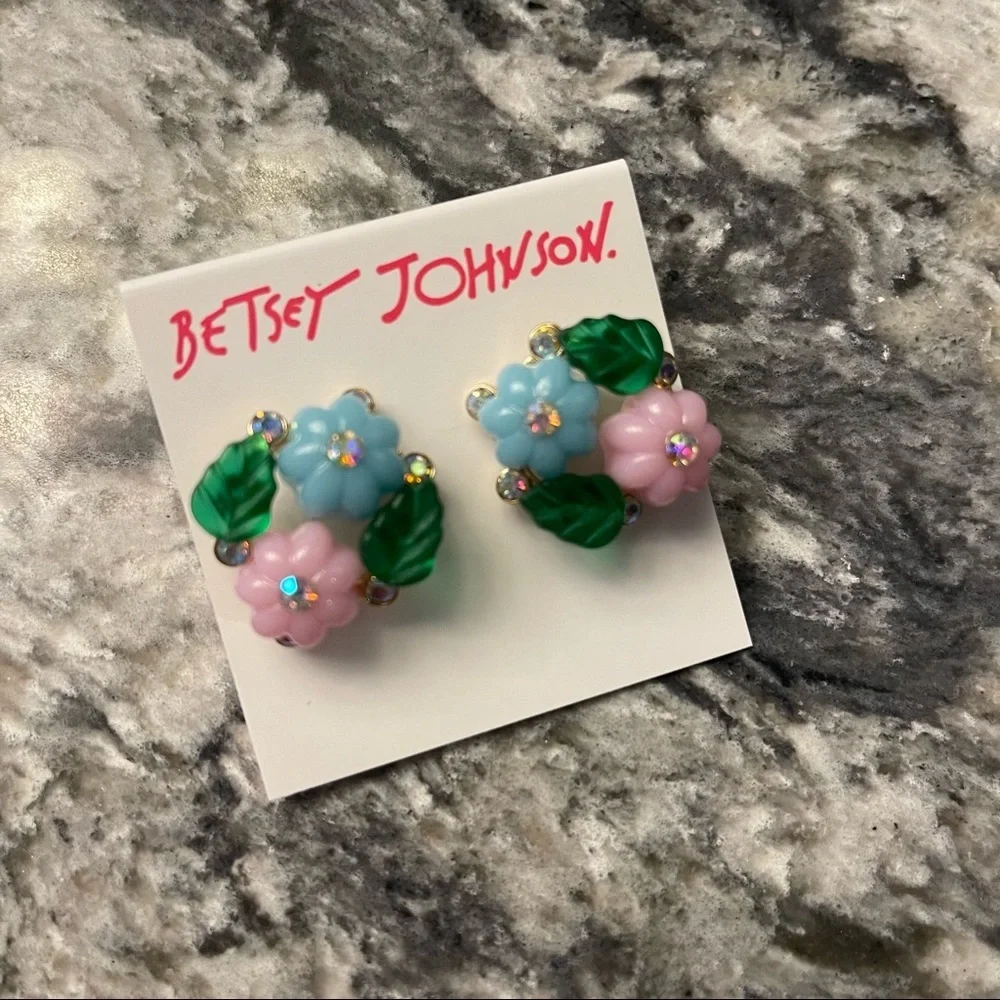 Betsey Johnson Island Flower Cluster Earrings